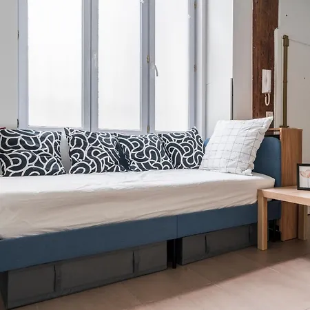 Apartment Merryland Chatelet Paris