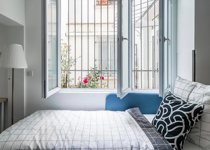 Merryland Chatelet Апартаменты Париж