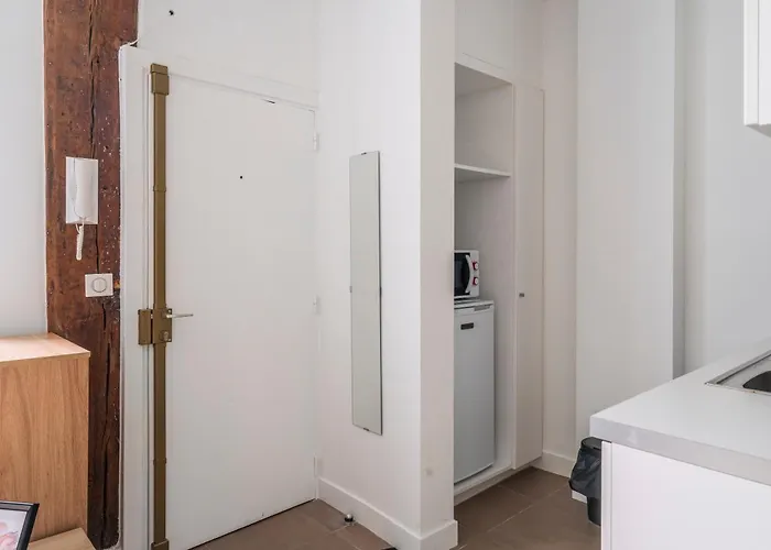 Merryland Chatelet *