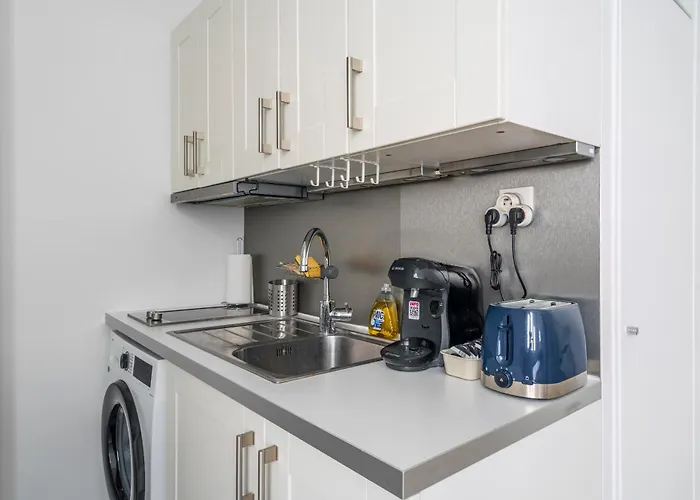 Апартаменты Merryland Chatelet Париж